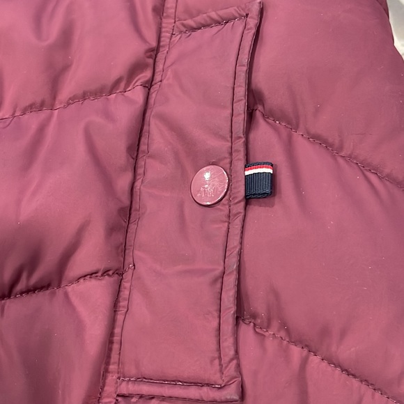 Tommy Hilfiger Burgandy Puffer Long Jacket Coat Detachable Faux Fur Hoodie M - Picture 8 of 15